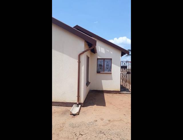 3 BEDROOM HOUSE FOR SALE IN SOSHANGUVE VV